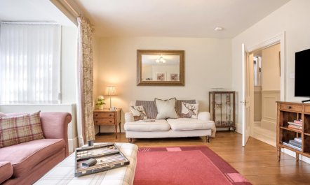 4 Bed in Lyndhurst 9