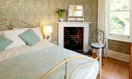 4 Bed in Lyndhurst 8