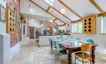 5 Bed in Nr Aylsham 1