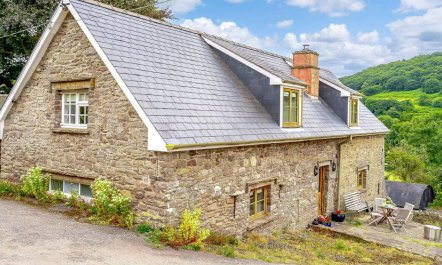 3 Bed in Abergavenny