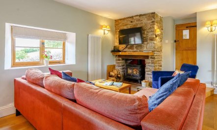 3 Bed in Abergavenny 4