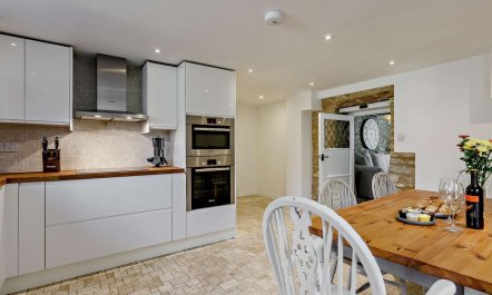 3 Bed in Witney 5