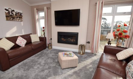 2 Bed in Kilmacolm 1