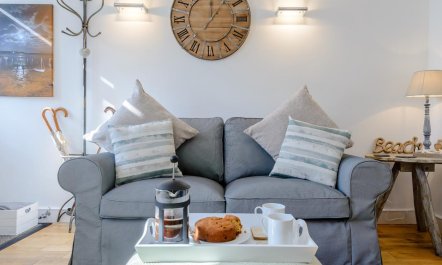 1 Bed in Aberdovey 9