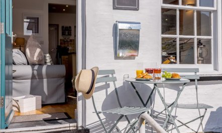 1 Bed in Aberdovey 2