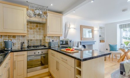 1 Bed in Aberdovey 8