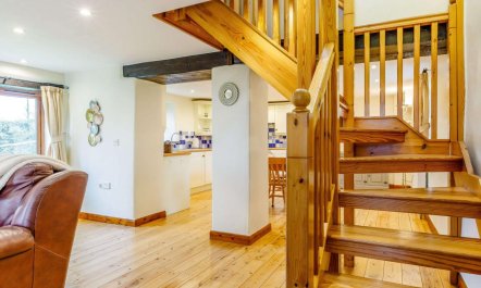 2 Bed in Holsworthy 1