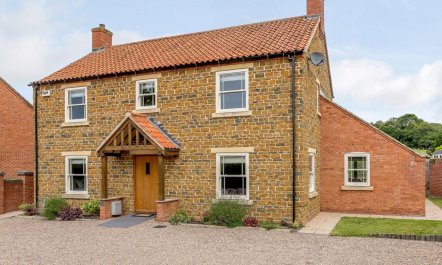 5 Bed in Market Rasen