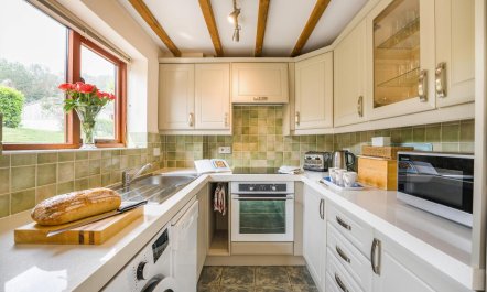 2 Bed in Stratford -upon- Avon 2