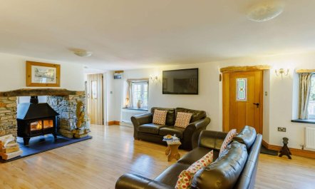 4 Bed in Bideford 3