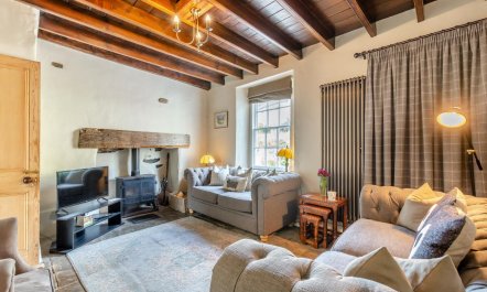 5 Bed in Richmond 2