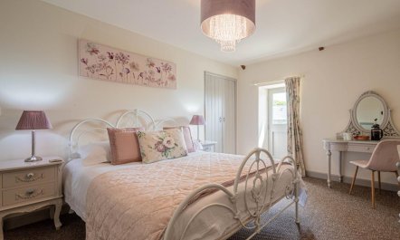 2 Bed in Camelford 9