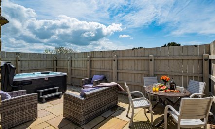 2 Bed in Camelford 1