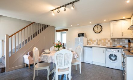 2 Bed in Camelford 8