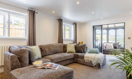 2 Bed in Holsworthy 3