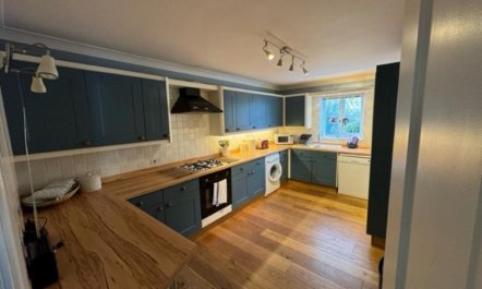 3 Bed in Weymouth 1
