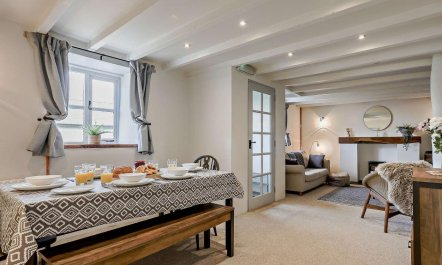 3 Bed in Ilfracombe 2