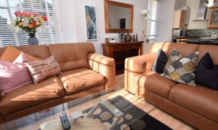 3 Bed in Aberdyfi 2