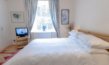 3 Bed in Aberdyfi 9