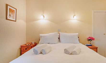 2 Bed in Lasswade 7