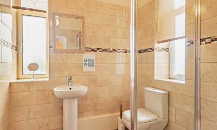 3 Bed in Cromer 9