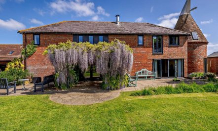 5 Bed in Ashford 2