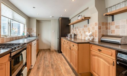 5 Bed in Keswick 1