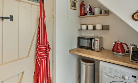 1 Bed in Tenterden 9