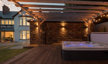 5 Bed in Bude 1