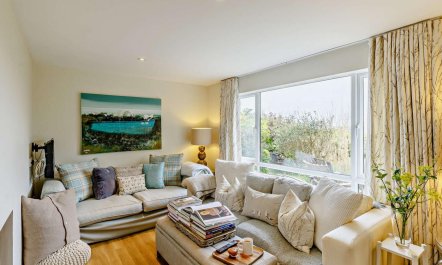 2 Bed in Kingsbridge 1