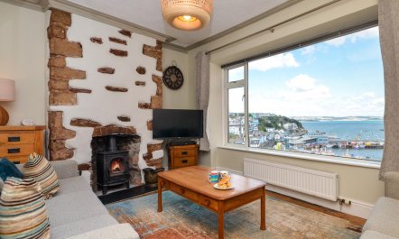 3 Bed in Brixham 1