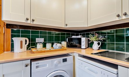5 Bed in Pembroke 2