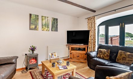 5 Bed in Pembroke 5