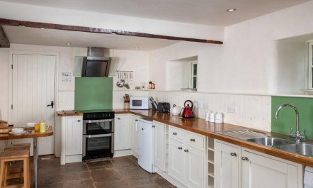 3 Bed in Llangadog 8