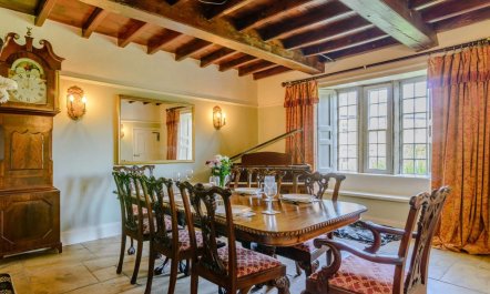 5 Bed in Harrogate 3