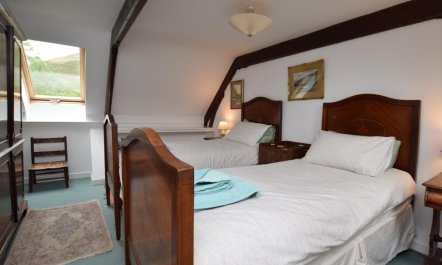 2 Bed in Drumelzier 6