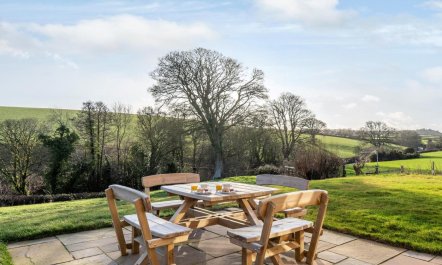4 Bed in Denbigh 2