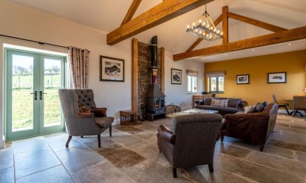 4 Bed in Denbigh 5