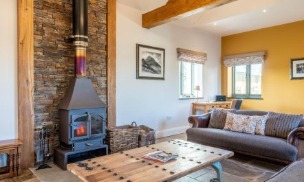 4 Bed in Denbigh 3