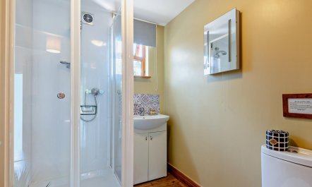 2 Bed in Ledbury 9