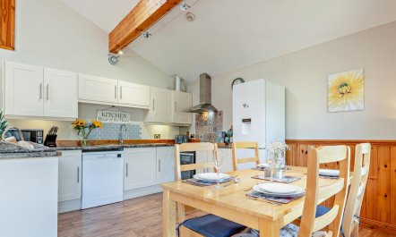 2 Bed in Ledbury 4