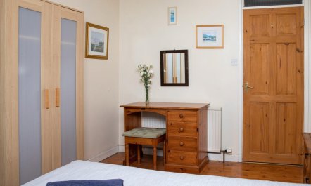 2 Bed in Crickhowell 6