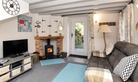 1 Bed in Tresarrett 1