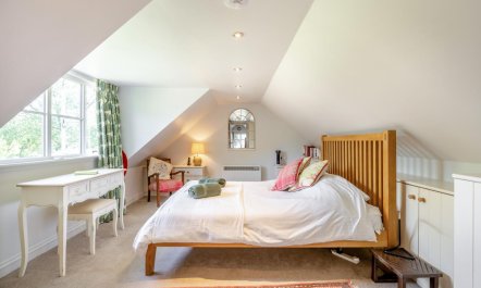 2 Bed in Beaminster 9