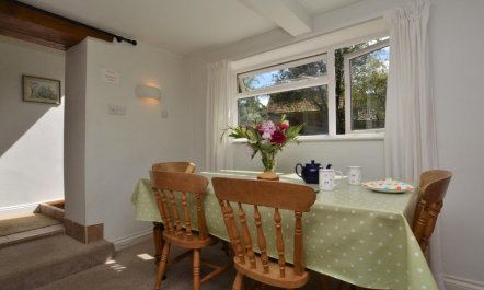 2 Bed in Beaminster 6