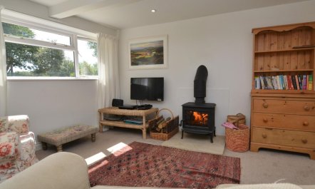 2 Bed in Beaminster 3