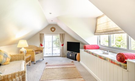 2 Bed in Beaminster 7