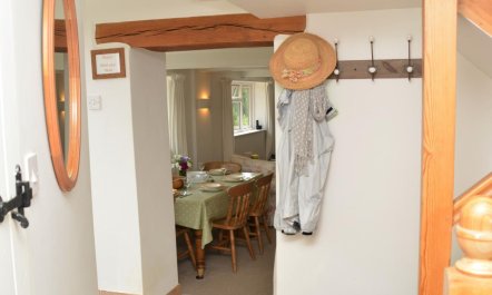 2 Bed in Beaminster 2