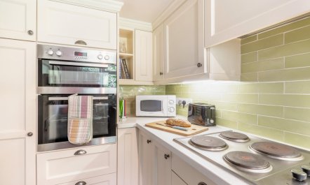 2 Bed in Beaminster 6