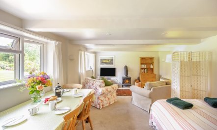 2 Bed in Beaminster 4